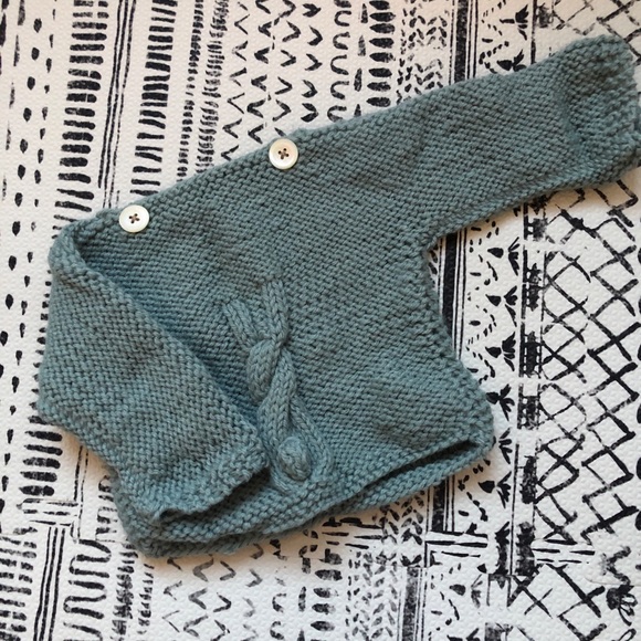 Hand-knit sweater - Picture 1 of 1